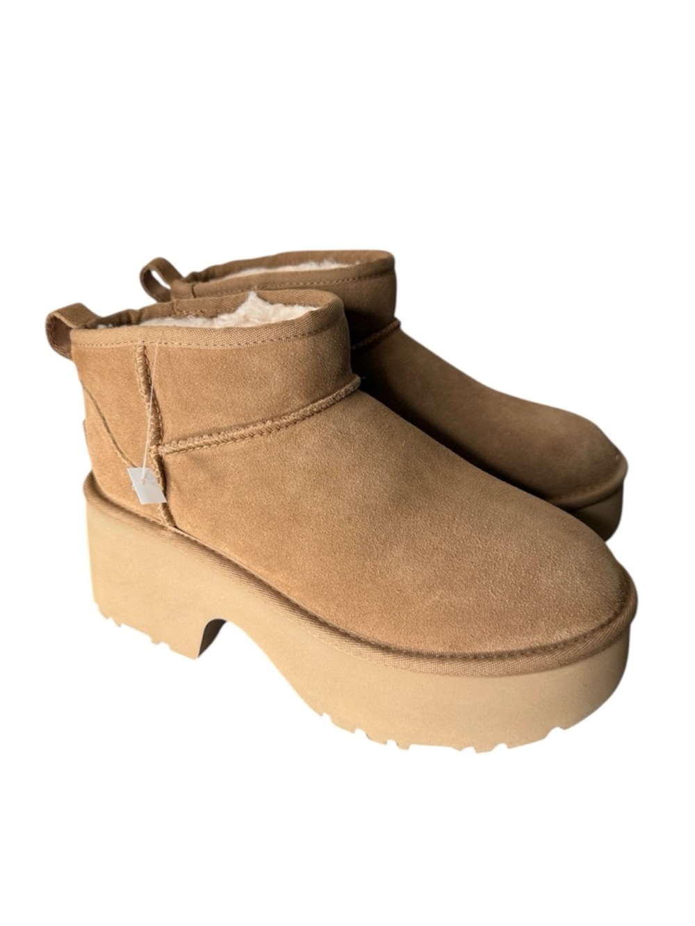 UGG New Authentic Classic Ultra Mini New Heights Chestnut Tan Platform Size 8